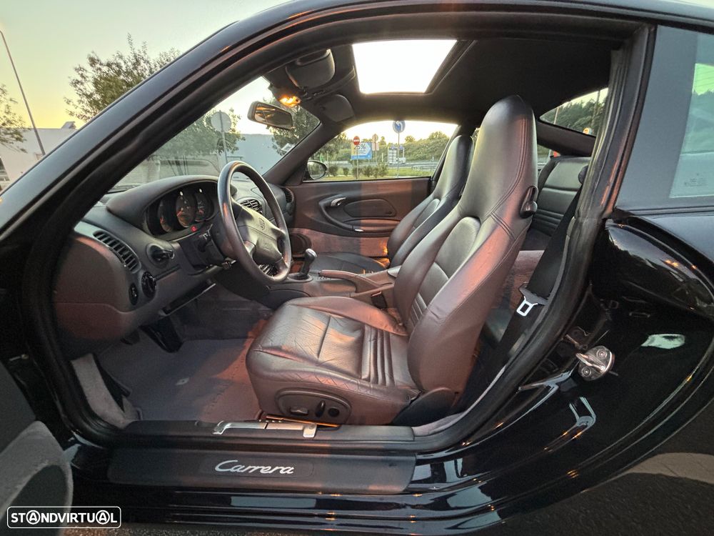 Porsche 911 (996) Carrera Coupé - 7