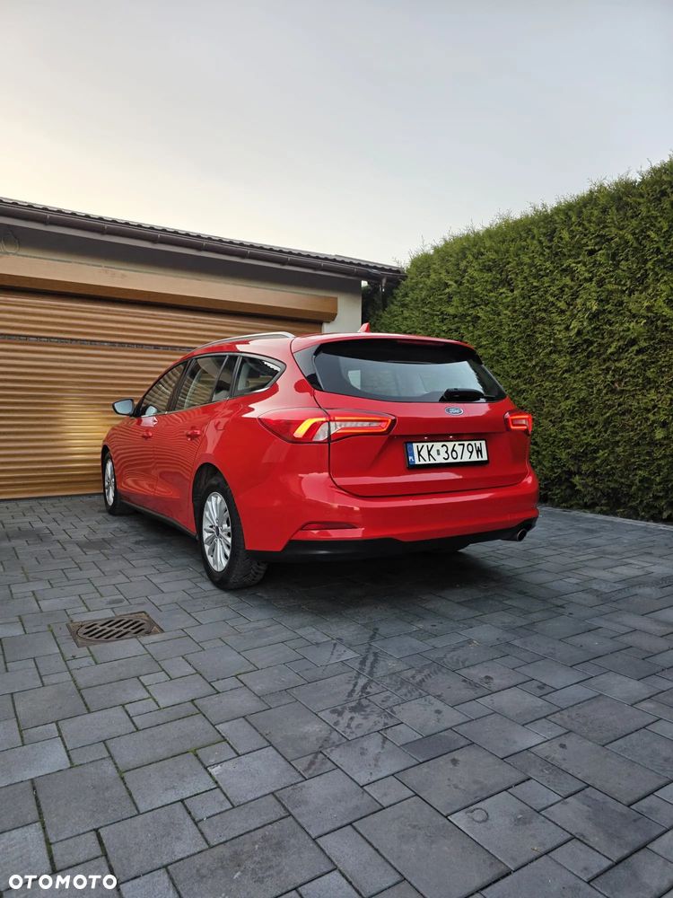 Ford Focus Turnier 1.5 EcoBlue Start-Stopp-System TITANIUM - 10