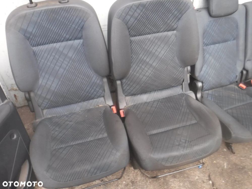 Citroen Berlingo II Peugeot Partner II fotel fotele siedzenia przod tyl Europa - 14