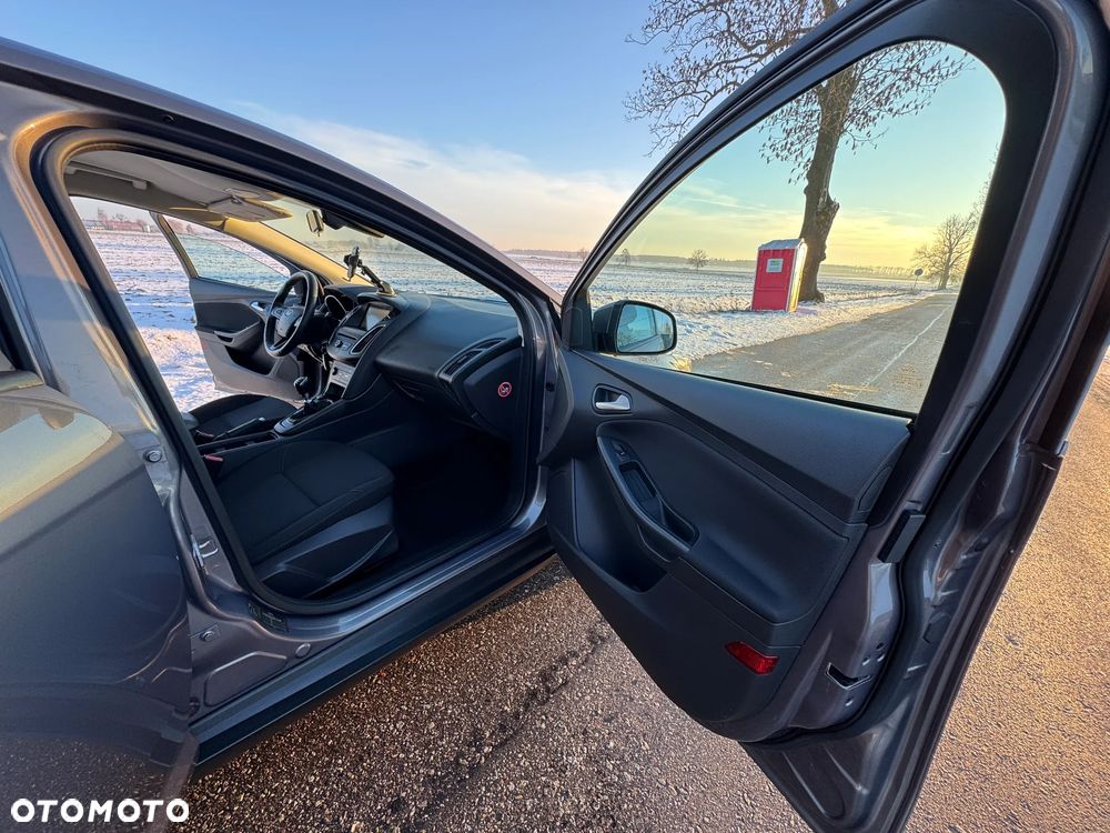 Ford Focus SW 1.6 TDCi Edition - 23