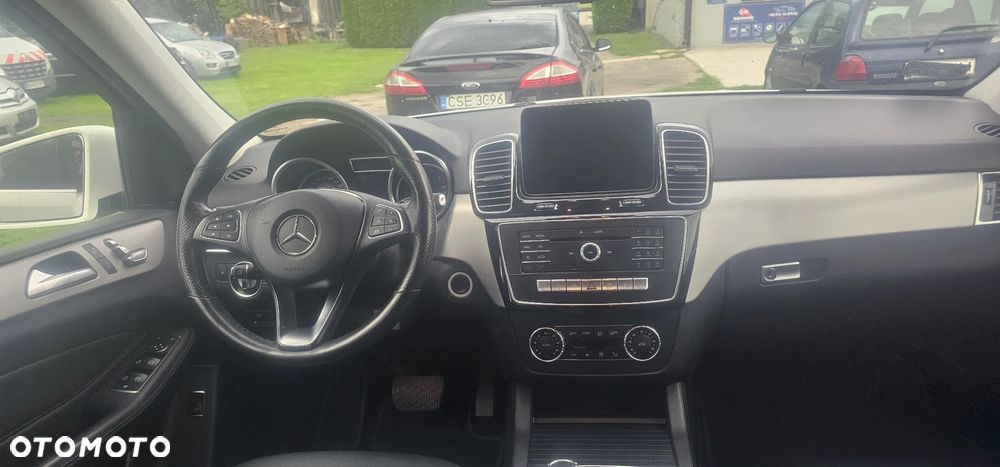 Mercedes-Benz GLE 250 d 4-Matic - 3