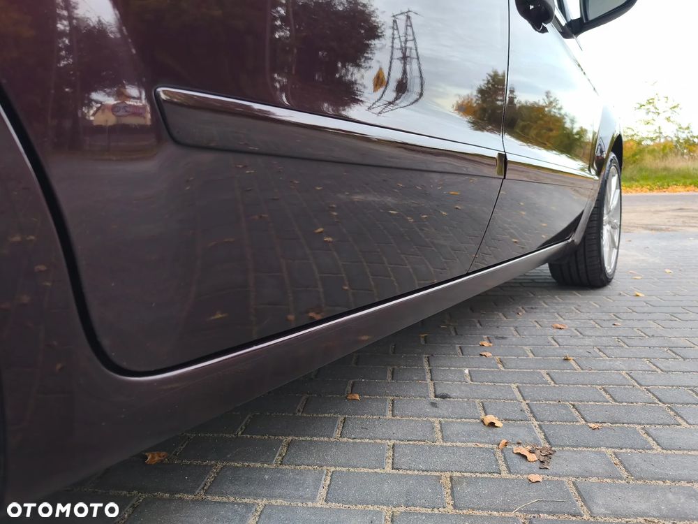 Ford Galaxy 2.0 TDCi Ambiente - 34
