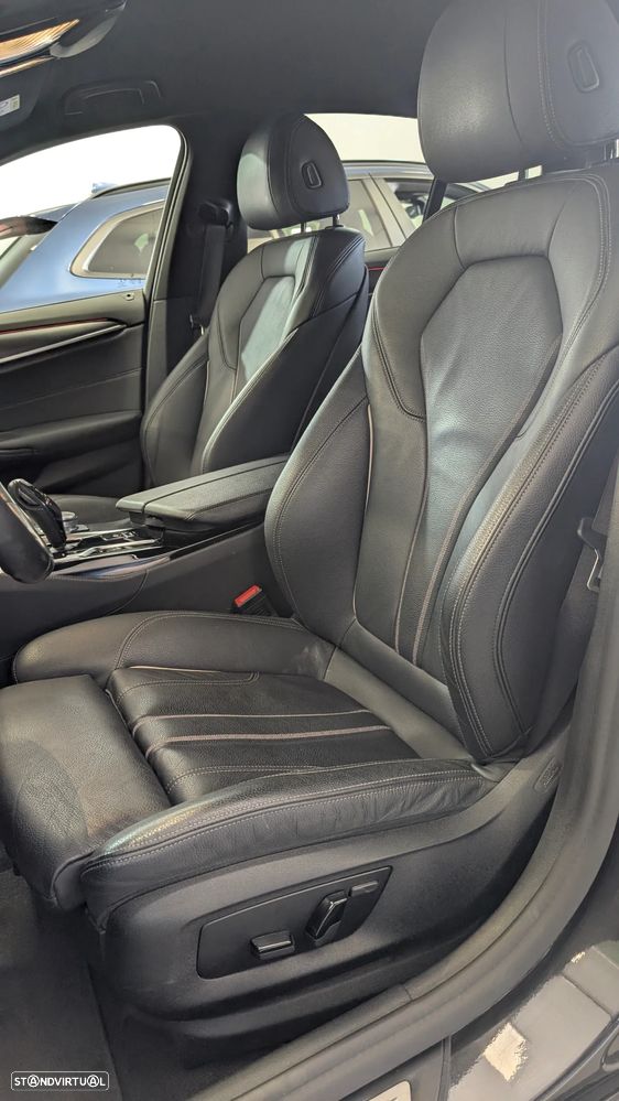 BMW 530 e Pack M - 15