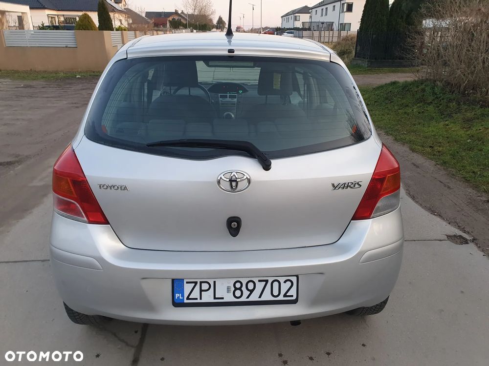 Toyota Yaris 1.33 VVT-i Cool - 19