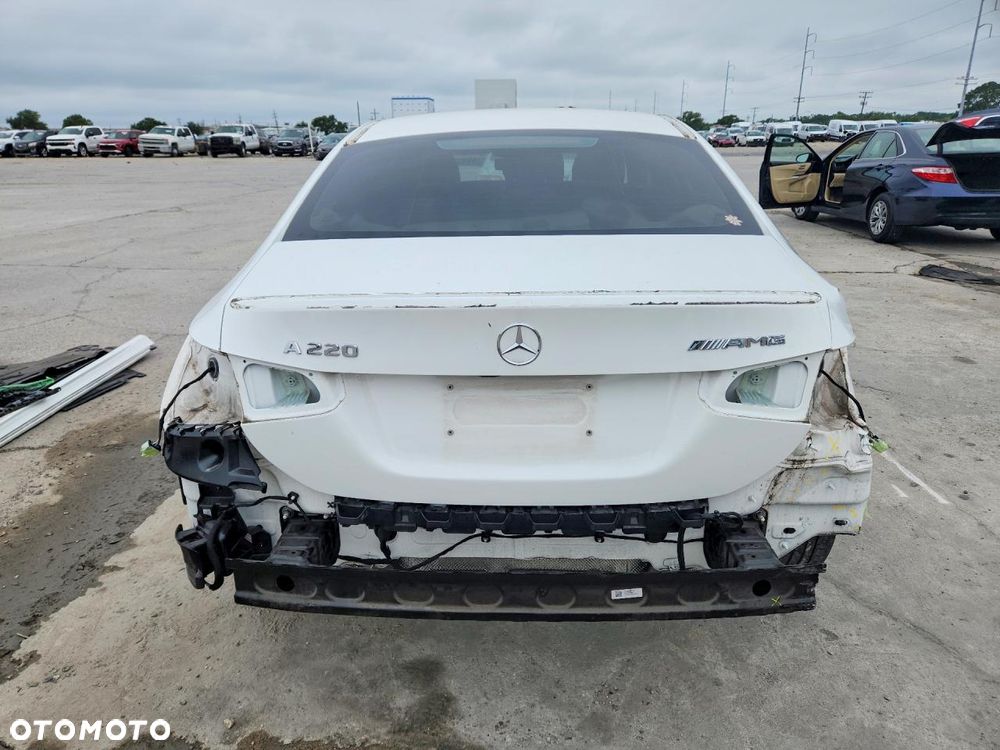 Mercedes-Benz Klasa A 220 7G-DCT Style - 7