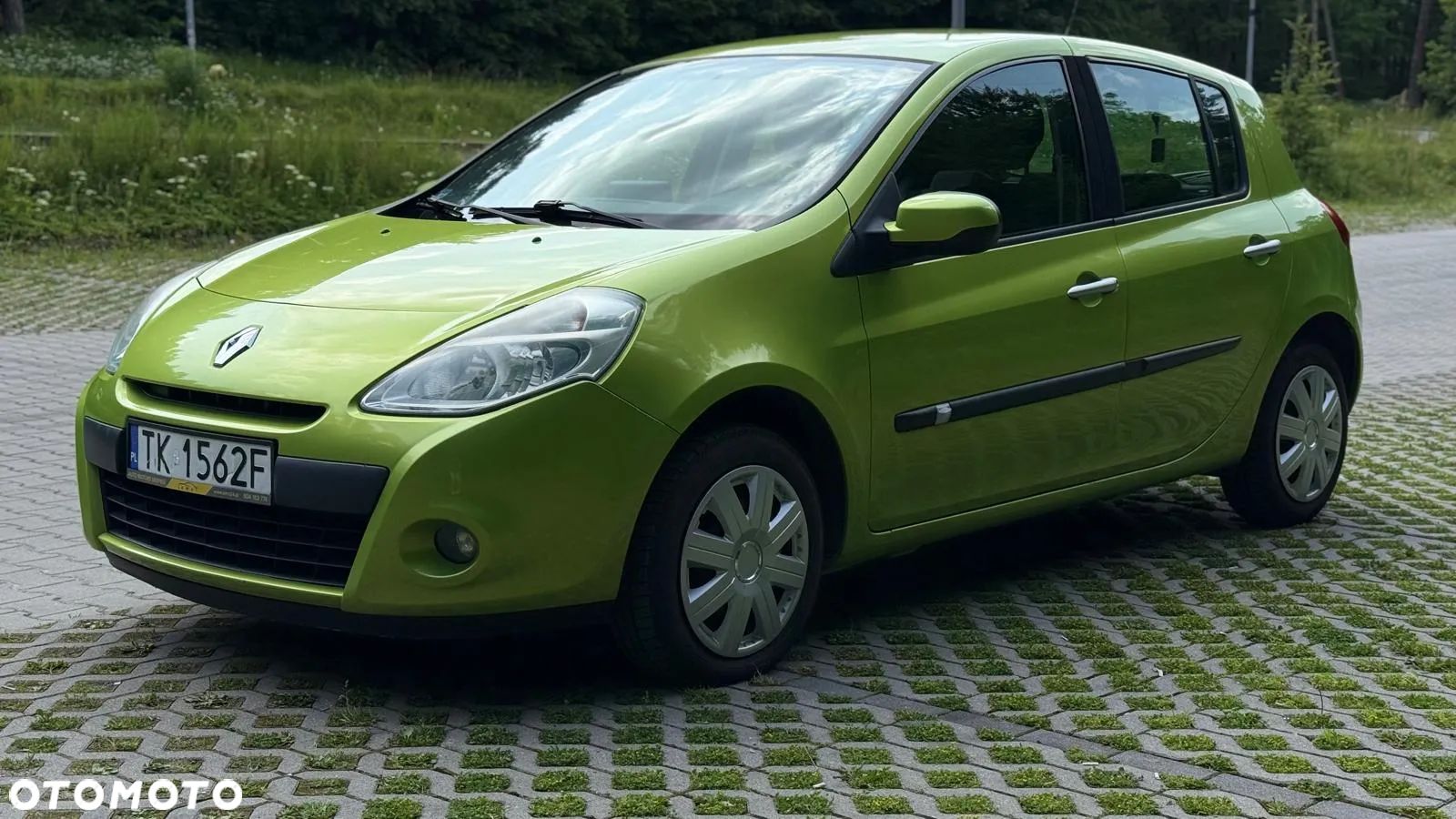 Renault Clio 1.2 16V Alize - 1