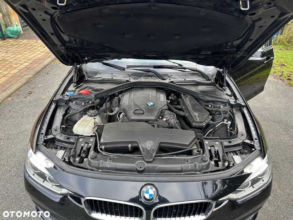 BMW Seria 3 318d - 20