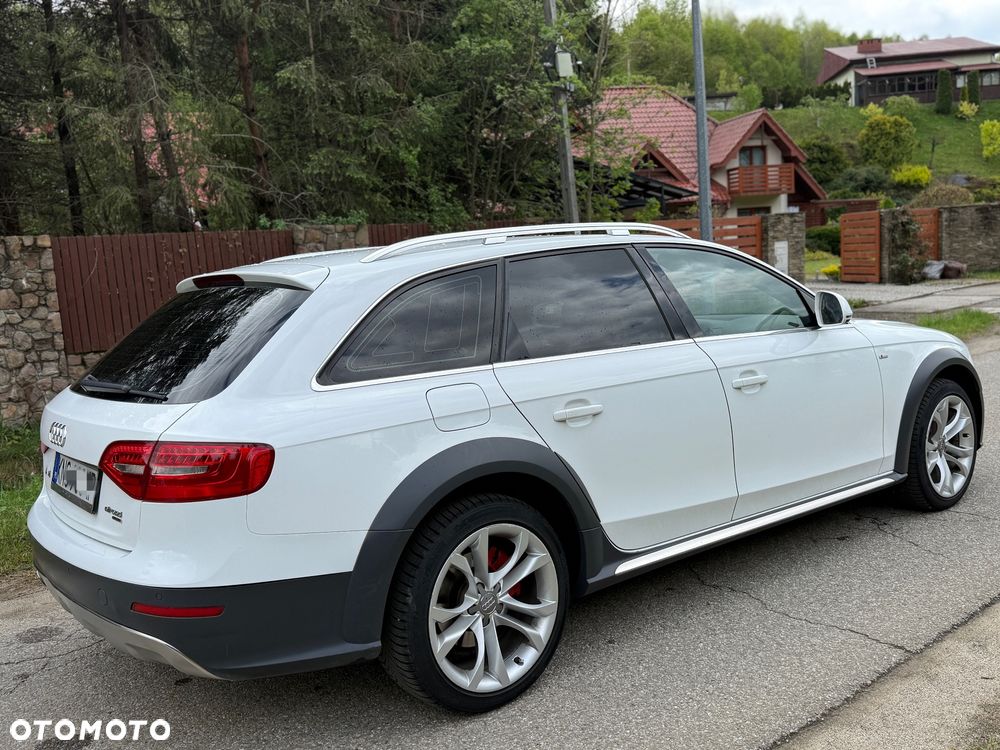Audi A4 Allroad 2.0 TDI DPF S tronic - 4