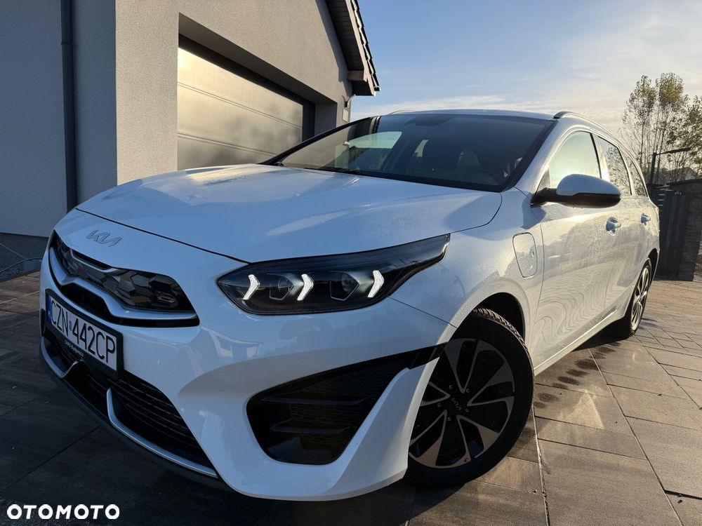 Kia Ceed - 1
