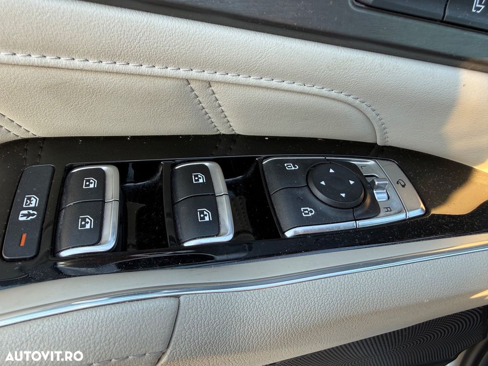 Kia Sorento 1.6 T-GDI HEV 6AT 4x2 7P Premium - 16