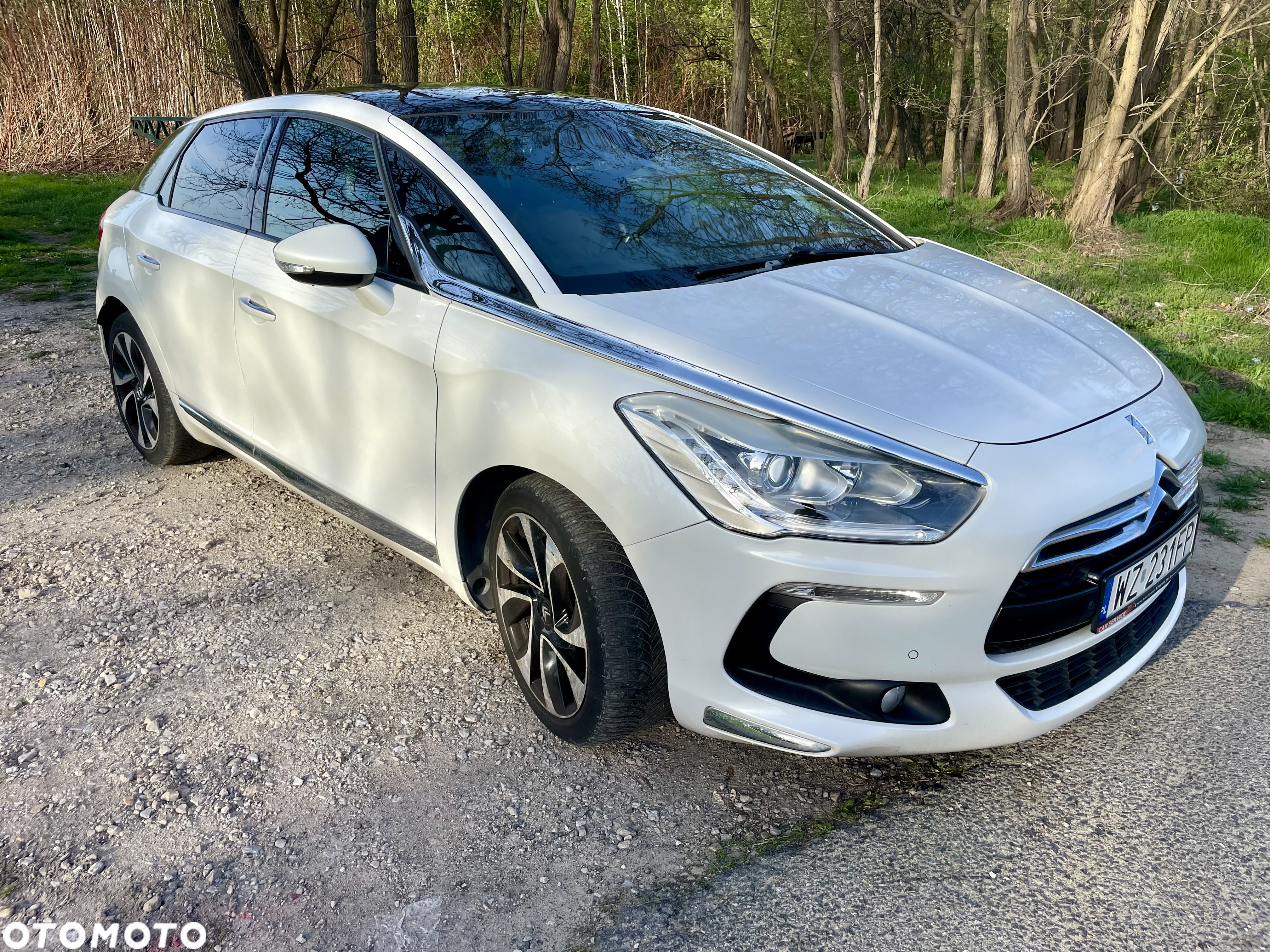 Citroën DS5 2.0 HDi SoChic - 2