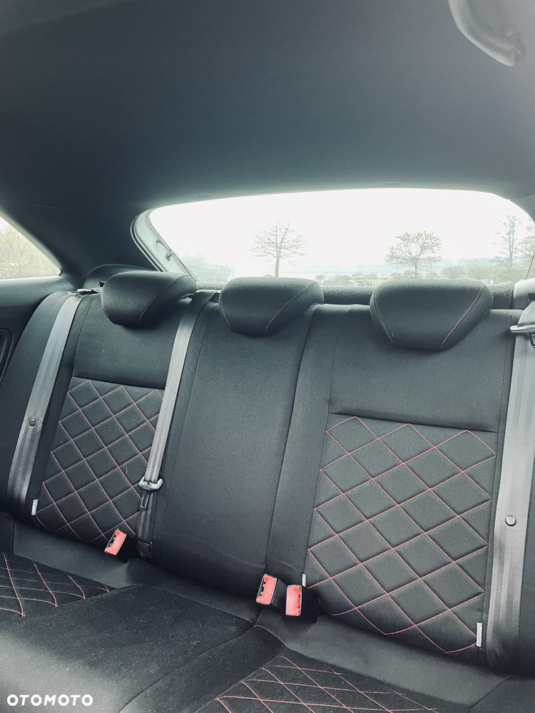 Seat Ibiza SC 1.4 TSI Cupra DSG - 25