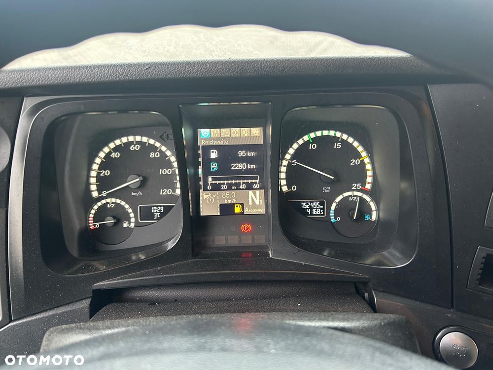 Mercedes-Benz Antos 2535 6x2 // 2017r // 725 tys km - 10