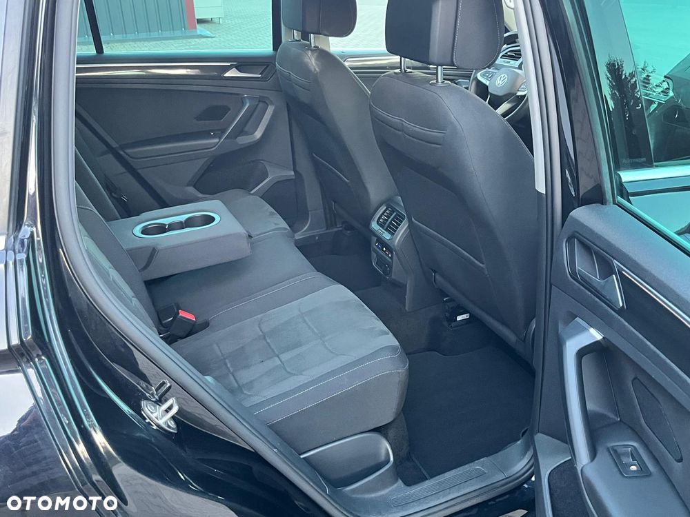 Volkswagen Tiguan 2.0 TDI SCR Elegance DSG - 29