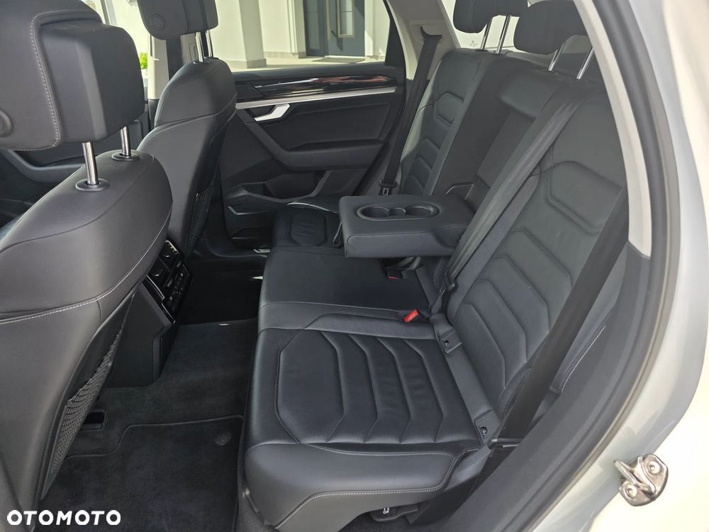 Volkswagen Touareg 3.0 V6 TDI SCR 4Mot Elegance - 12