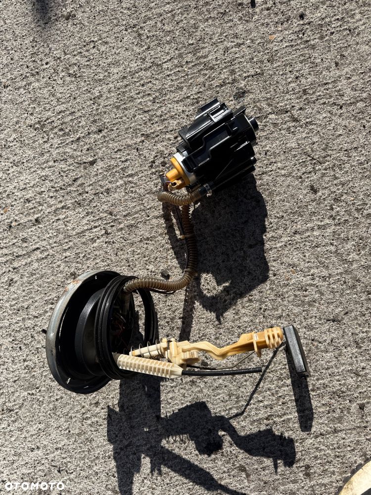 Pompa paliwa w zbiornik bak Bmw e39 diesel kompletna - 1