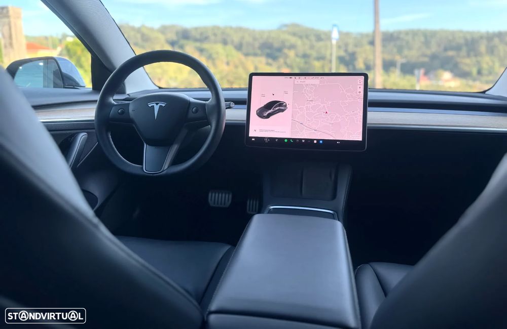 Tesla Model 3 Performance Dual Motor AWD - 29