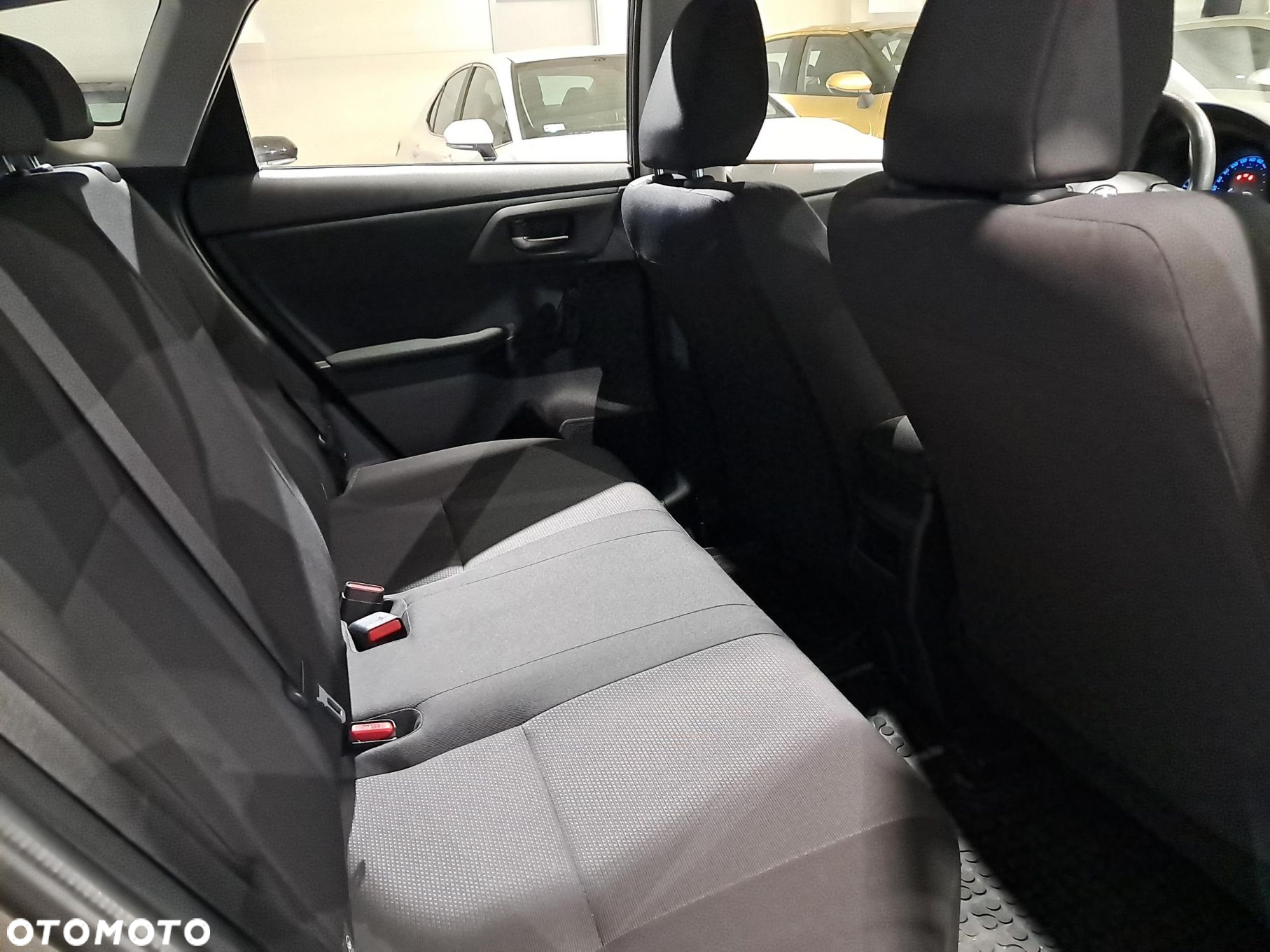 Toyota Auris 1.33 VVT-i Active - 10