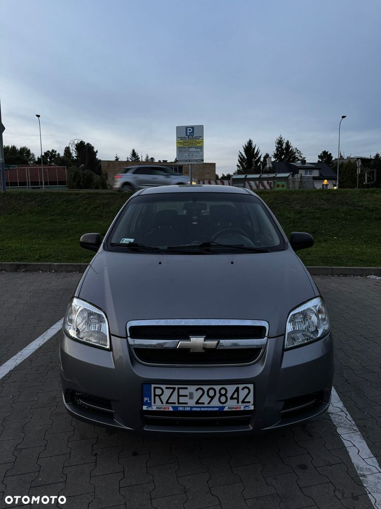 Chevrolet Aveo 1.2 16V Base+ / Classic+ - 2