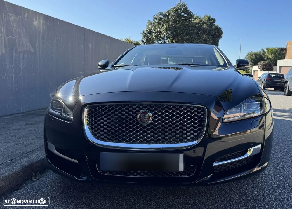 Jaguar XJ 3.0 D V6 Premium Luxury - 6