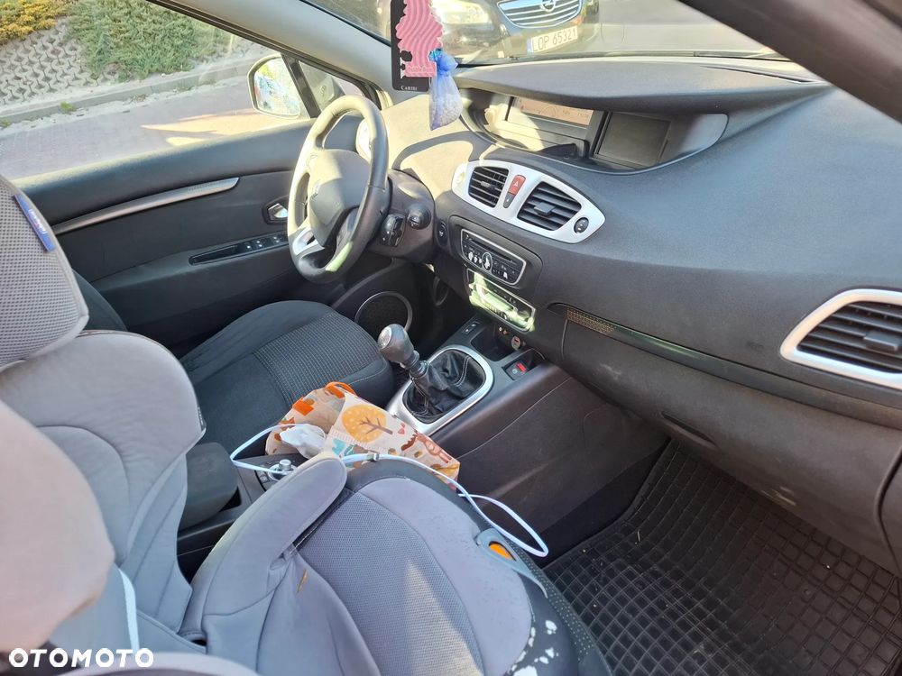 Renault Scenic 1.9 dCi Expression - 6