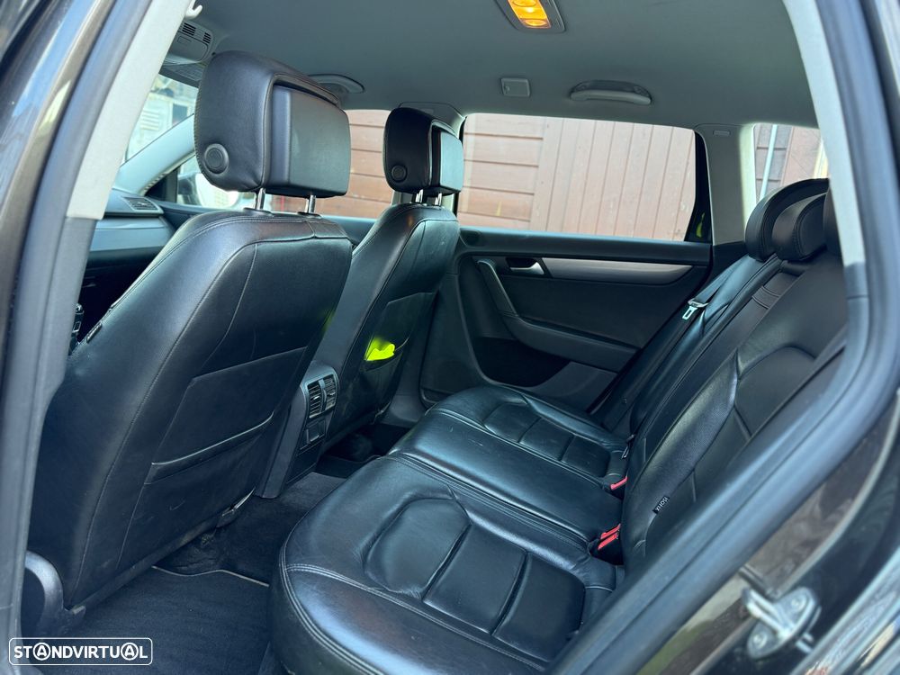 VW Passat 1.6 TDI BlueMotion - 19
