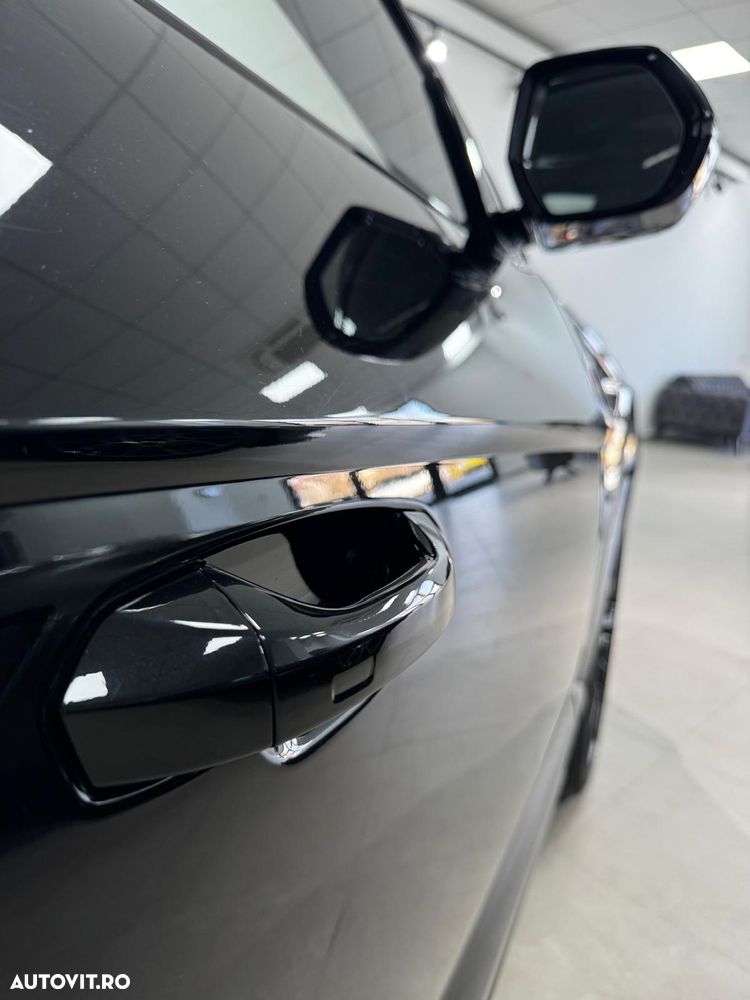 Lamborghini URUS - 25