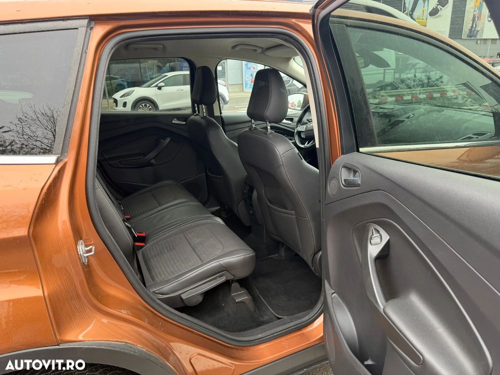 Ford Kuga 2.0 TDCi 4WD Powershift Titanium - 10