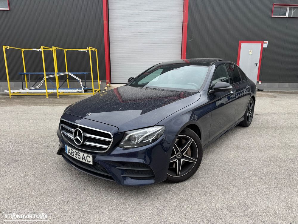 Mercedes-Benz E 300 de AMG Line - 16