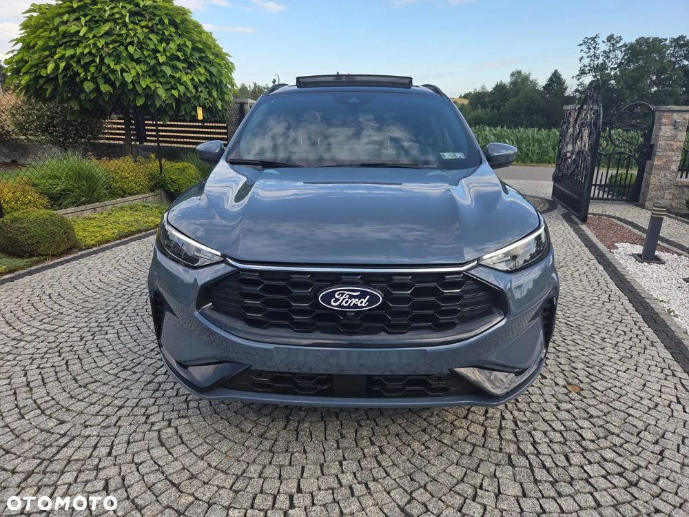 Ford Kuga 2.0 EcoBoost 4x4 Titanium - 32
