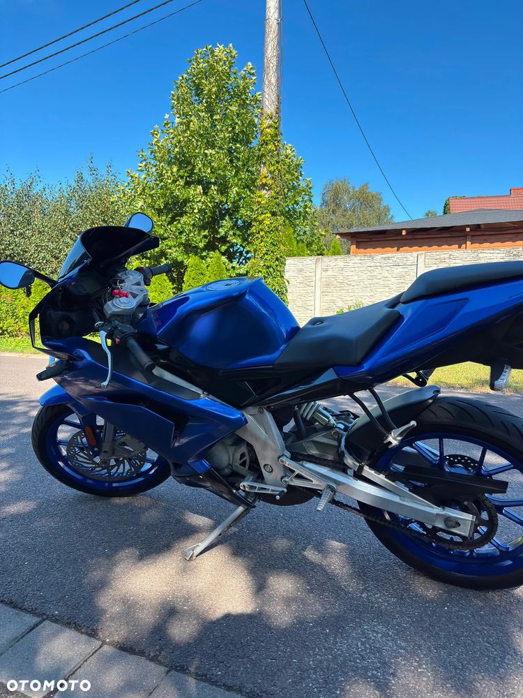 Aprilia RS - 7
