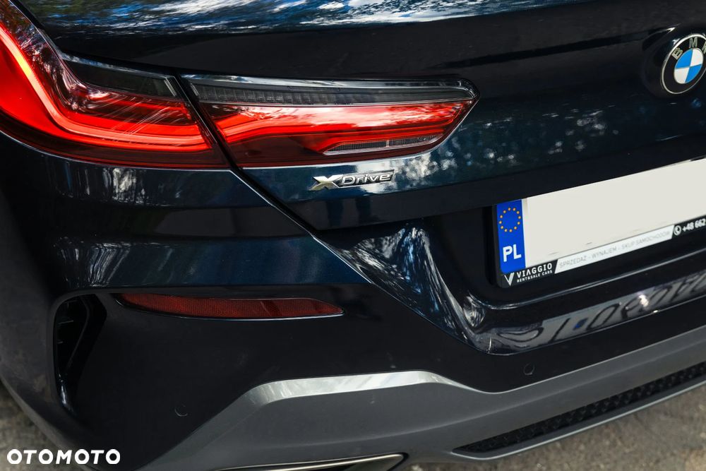 BMW Seria 8 - 29