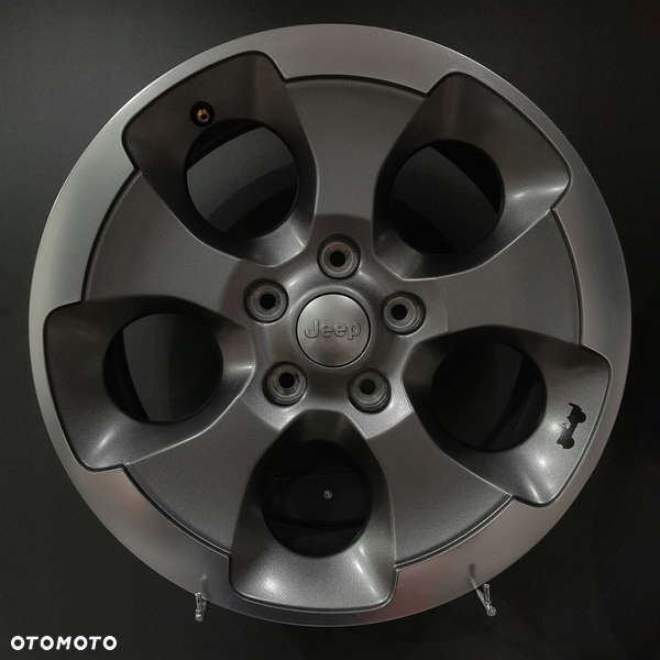 Felga 18 5x127 Jeep 7,5Jx18 ET44,5 5ZD03TRMAA F11850-27