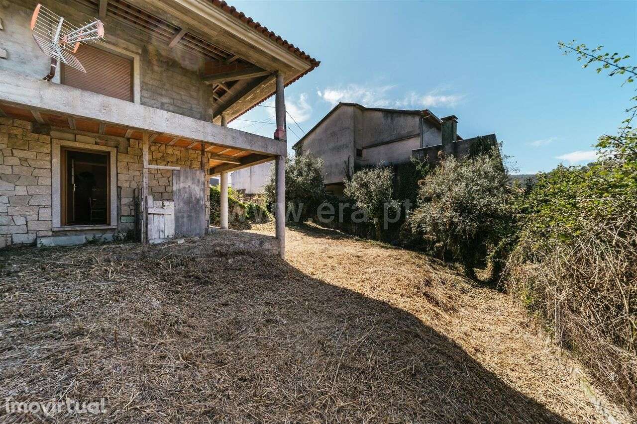 Moradia Isolada T4 / Covilhã, Ourondo - Grande imagem: 5/19