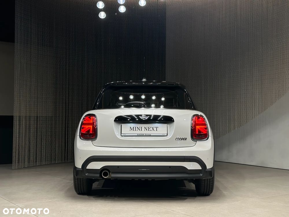 MINI Cooper Standard - 9