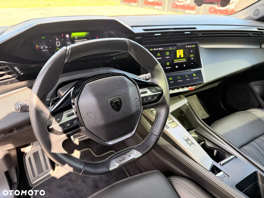 Peugeot 408 - 17