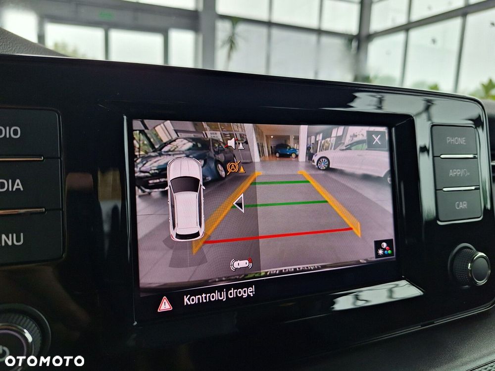 Skoda Kamiq 1.0 TSI Ambition DSG - 25