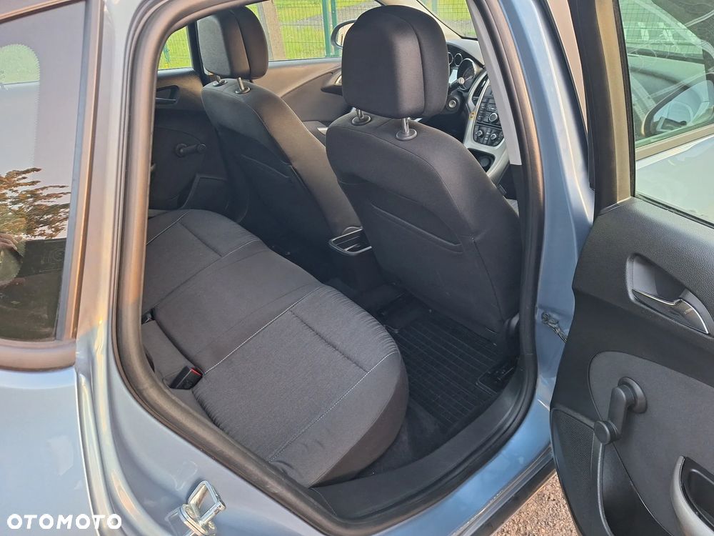 Opel Astra 1.4 Turbo - 10