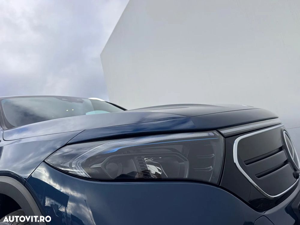 Mercedes-Benz EQB - 14