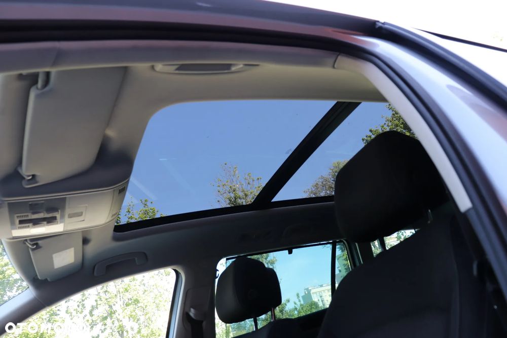 Volkswagen Passat 2.0 TDI (BlueMotion Technology) DSG Trendline - 28