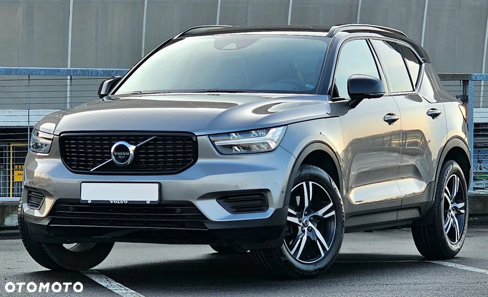 Volvo XC 40 B4 B R-Design - 1
