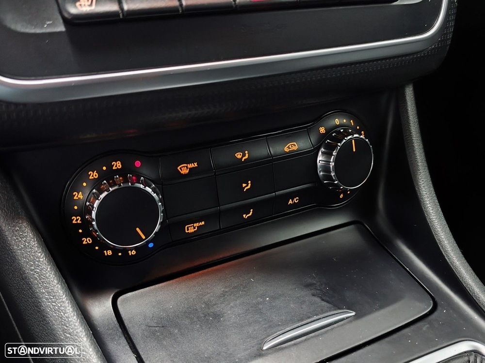 Mercedes-Benz A 180 CDI BE Urban - 23