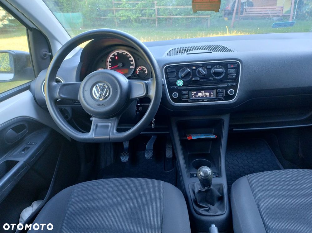 Volkswagen up! - 13