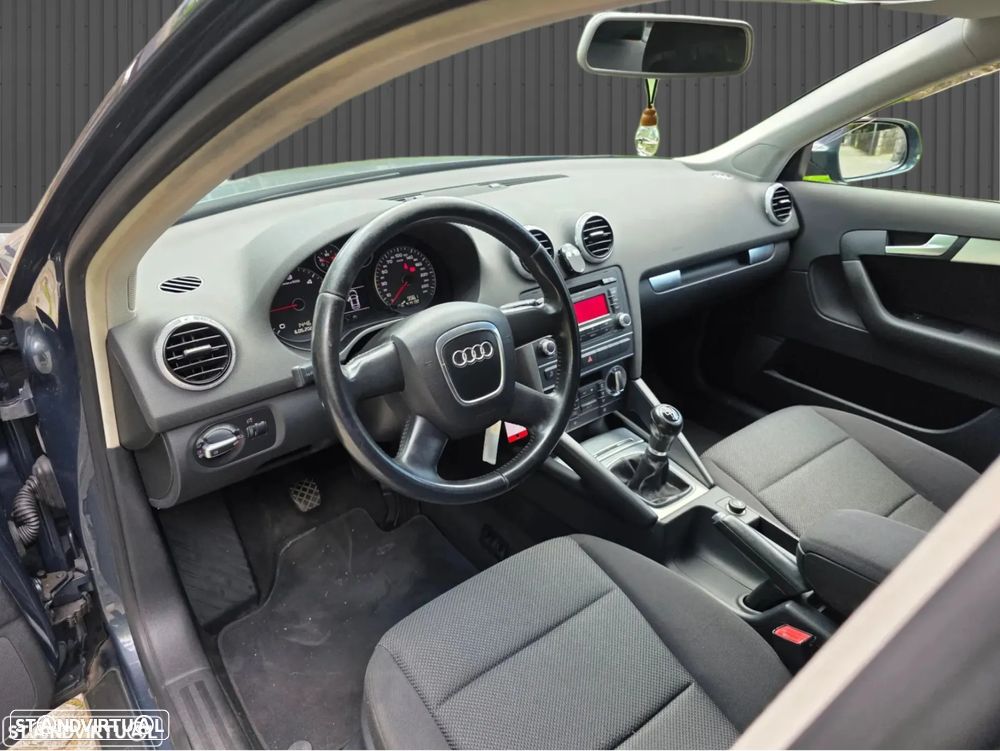Audi A3 Sportback 2.0 TDI Attraction - 13