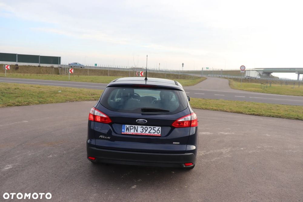 Ford Focus 1.0 EcoBoost Trend - 8