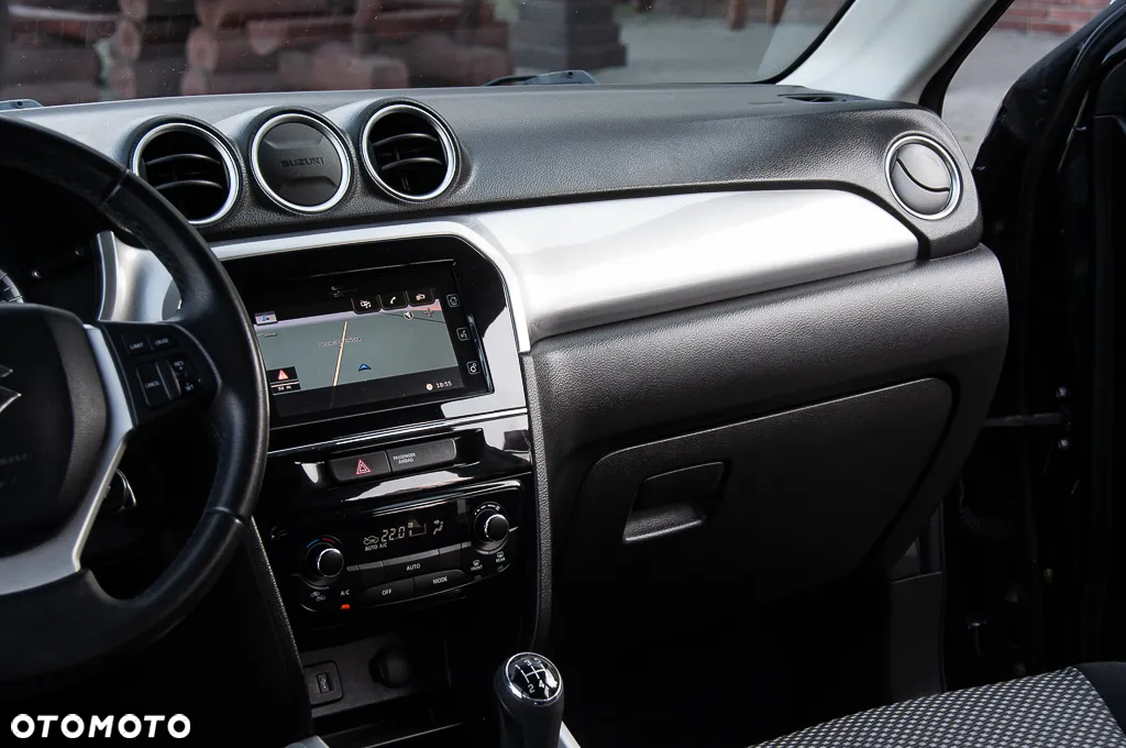 Suzuki Vitara 1.6 Elegance 2WD - 34