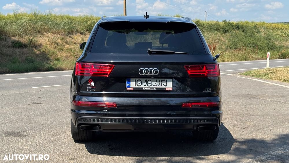 Audi Q7 - 4