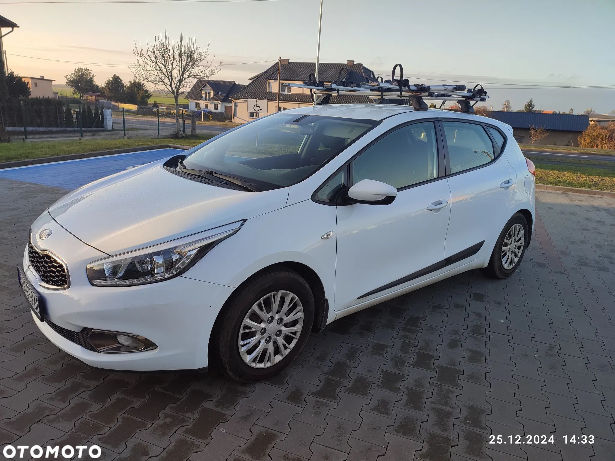 Kia Ceed Cee'd 1.6 GDI M - 1