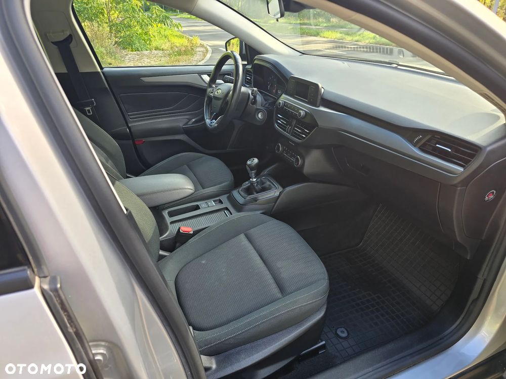 Ford Focus 1.5 TDCi Trend - 23