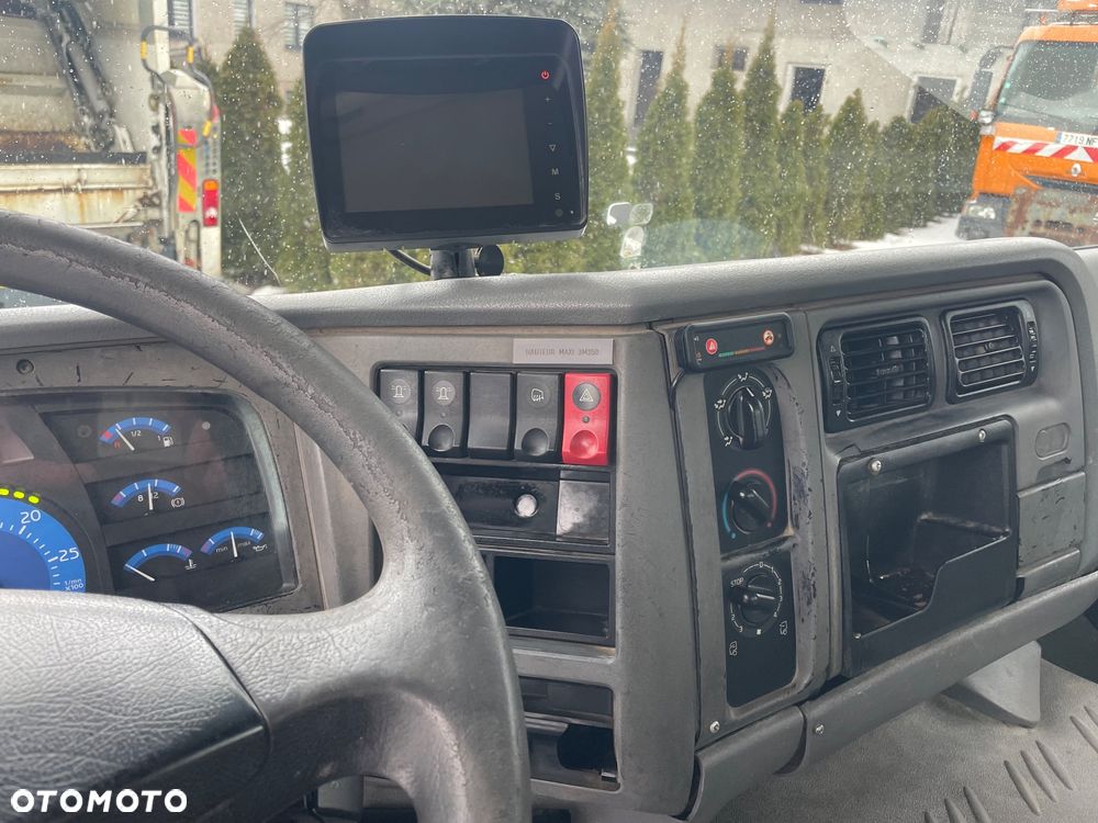 Renault Premium Kerax WUKO Asenizacja Szambiarka Huwer 4 komory - 32